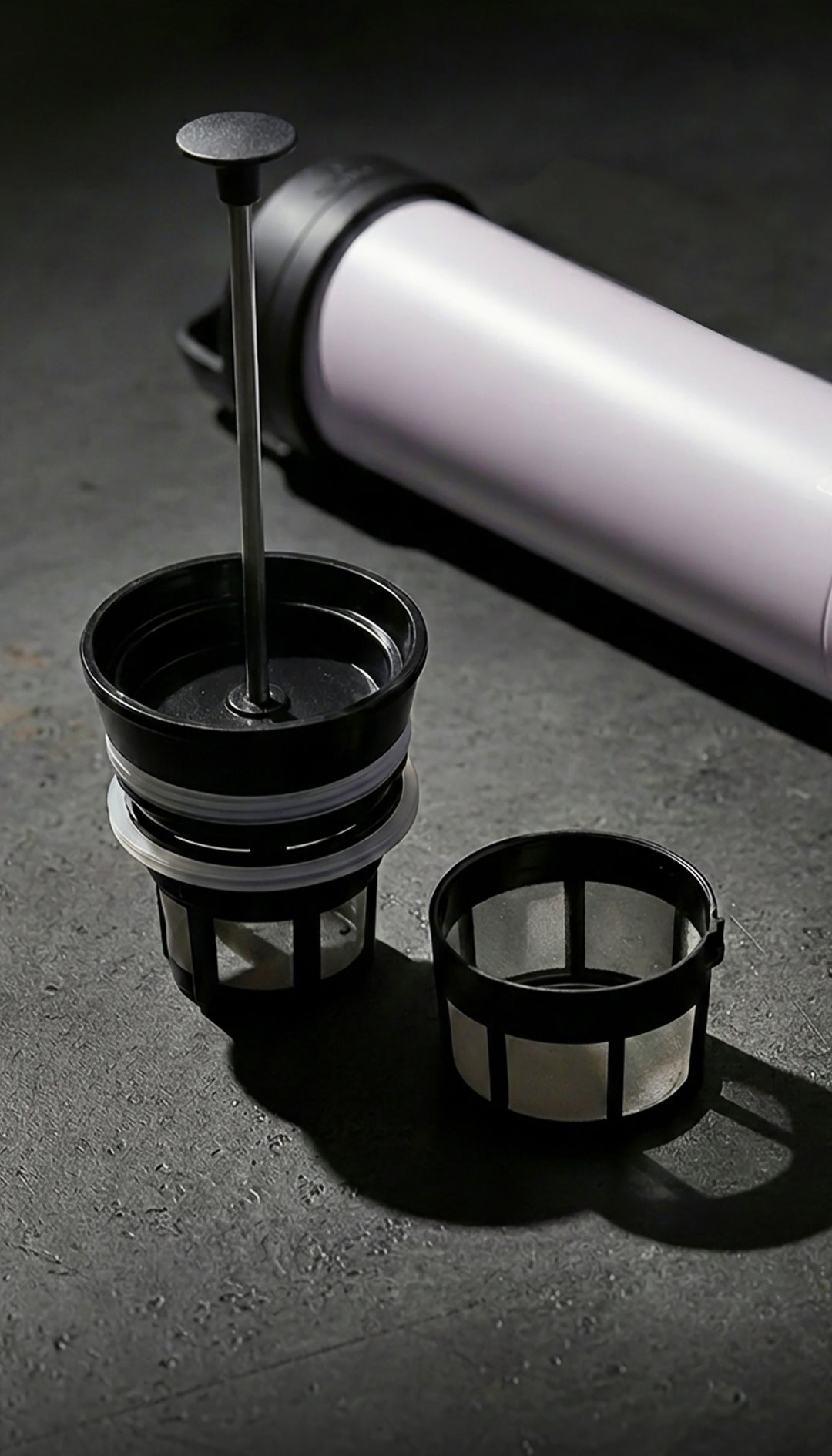 P0 Ultralight Travel Coffee Press Frost Wisteria